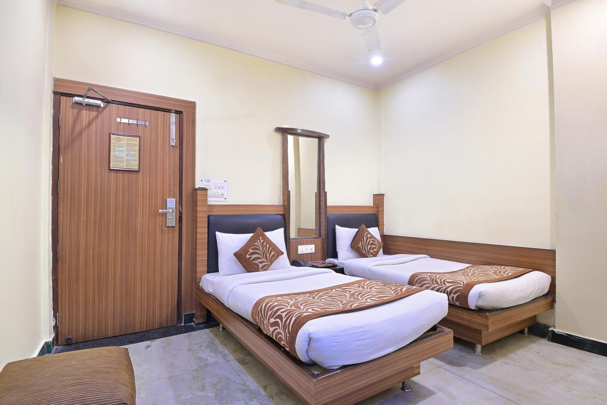 Hotel Hari Piorko Grand - 2 Min From New Delhi Railway Station Exterior photo