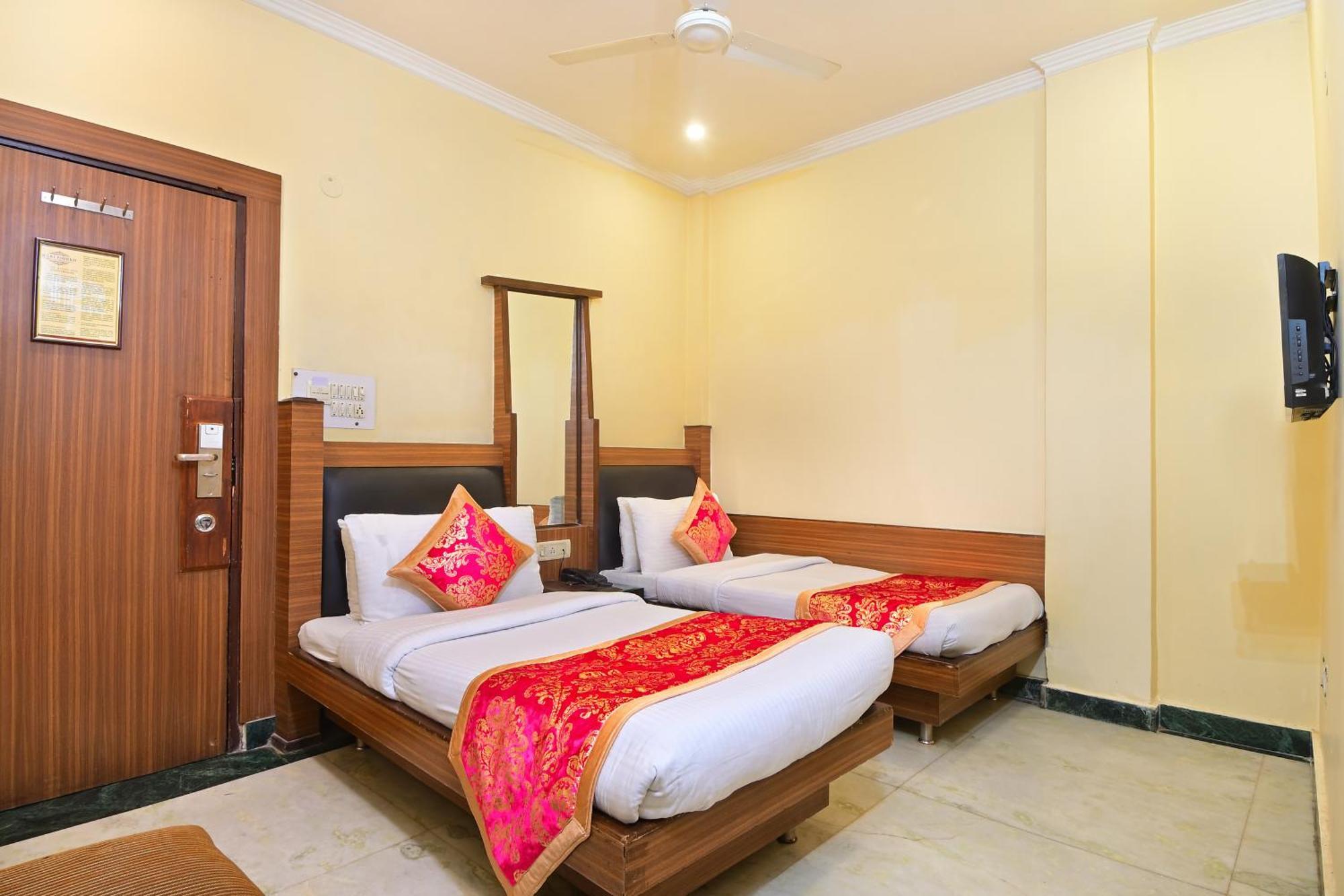 Hotel Hari Piorko Grand - 2 Min From New Delhi Railway Station Exterior photo